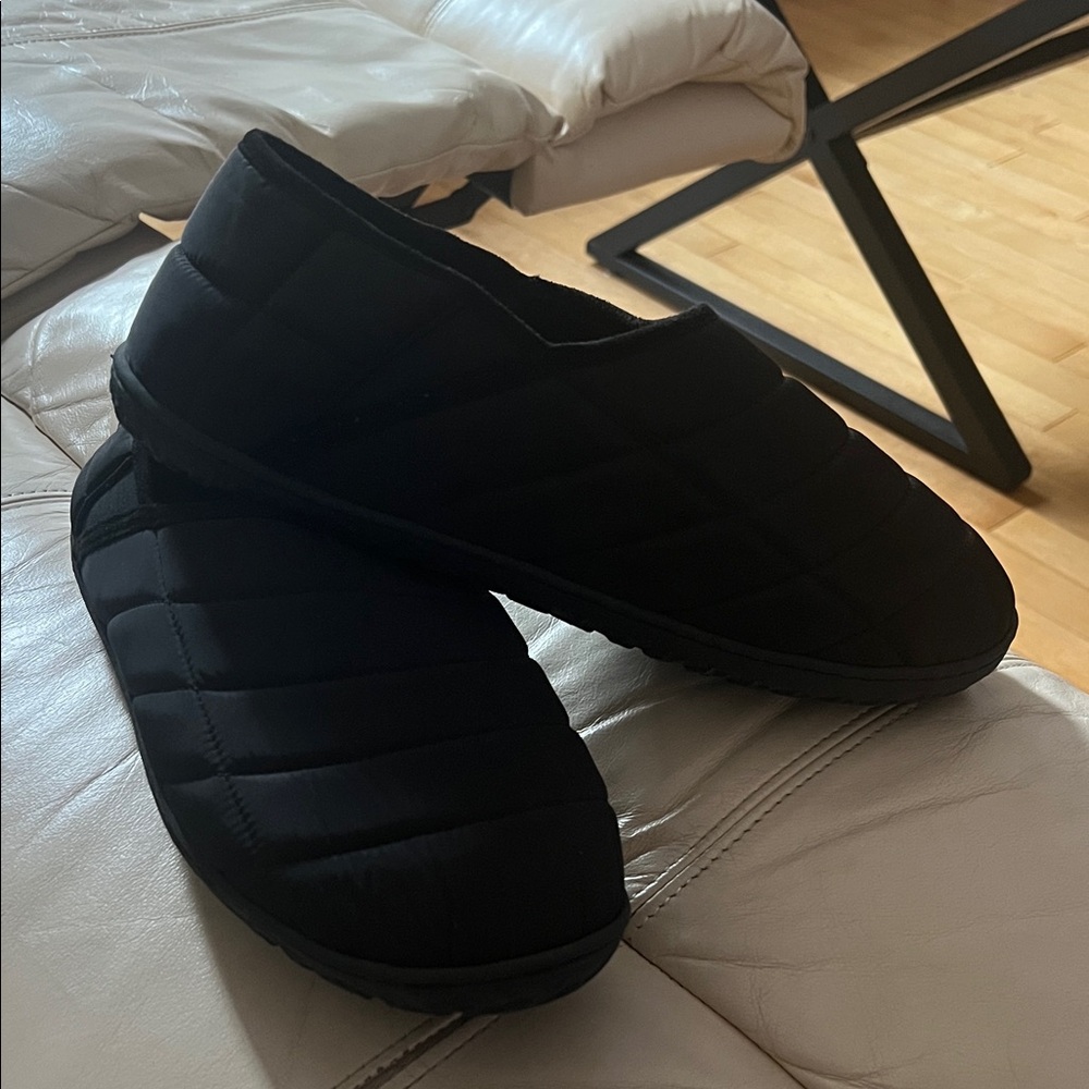 Men's Black Quilted Woods Slip-On Shoes